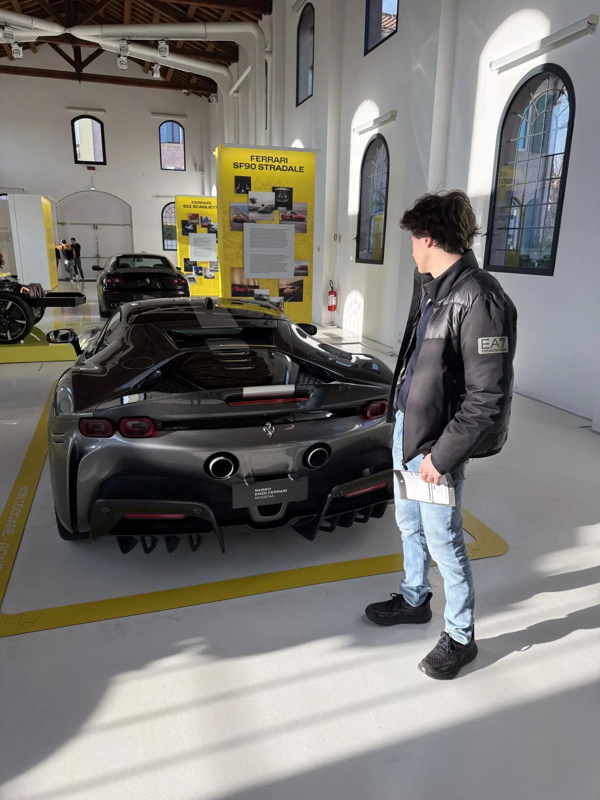Ferrari SF90